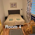 Center, Private With Kitchen Or Entire 88m2 Apartmán *