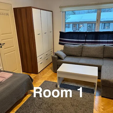 Center, Private With Kitchen Or Entire 88m2 דירה *